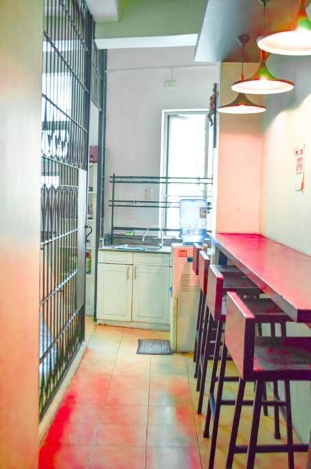 Jp Santiago Makati J307 Apartment *